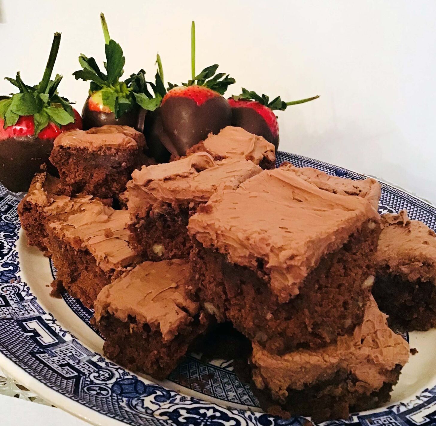 linda brownies straw berries